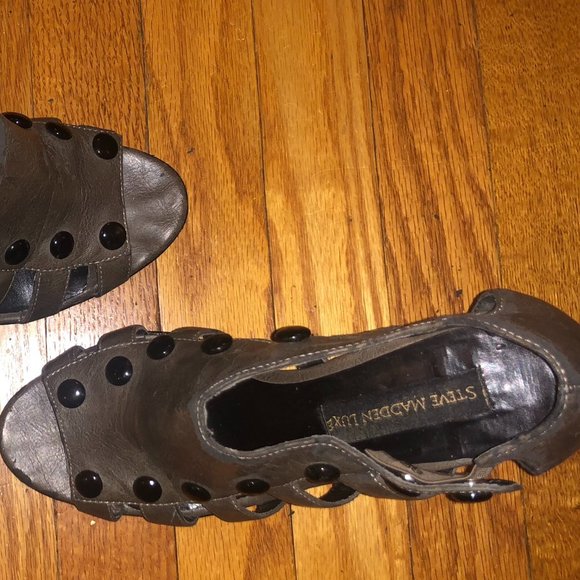 Steve Madden Luxe L-Button Cage Pump 8.5 - Picture 5 of 6